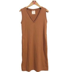 Mohnton Made Sleeveless V neck Midi dress Stitchfix XS